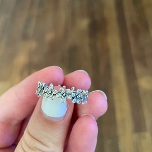 Flower Pandora ring